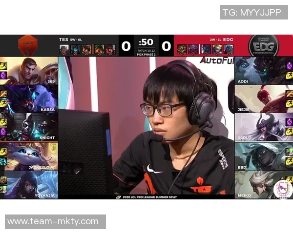 穆迪三分雨下32分闪耀全场张佳玮称赞首发组合攻势如虹